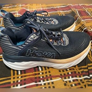 Hoka Bondi 6